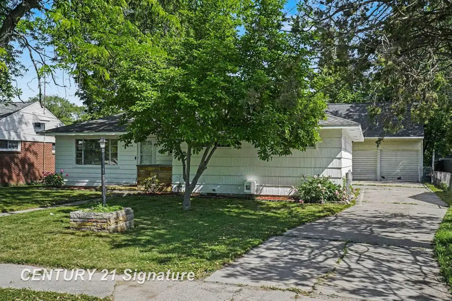 386 E Perkins, Merrill, MI 48637 - #3
