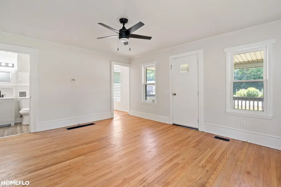 240 W 3rd, Imlay City, MI 48444 - #3