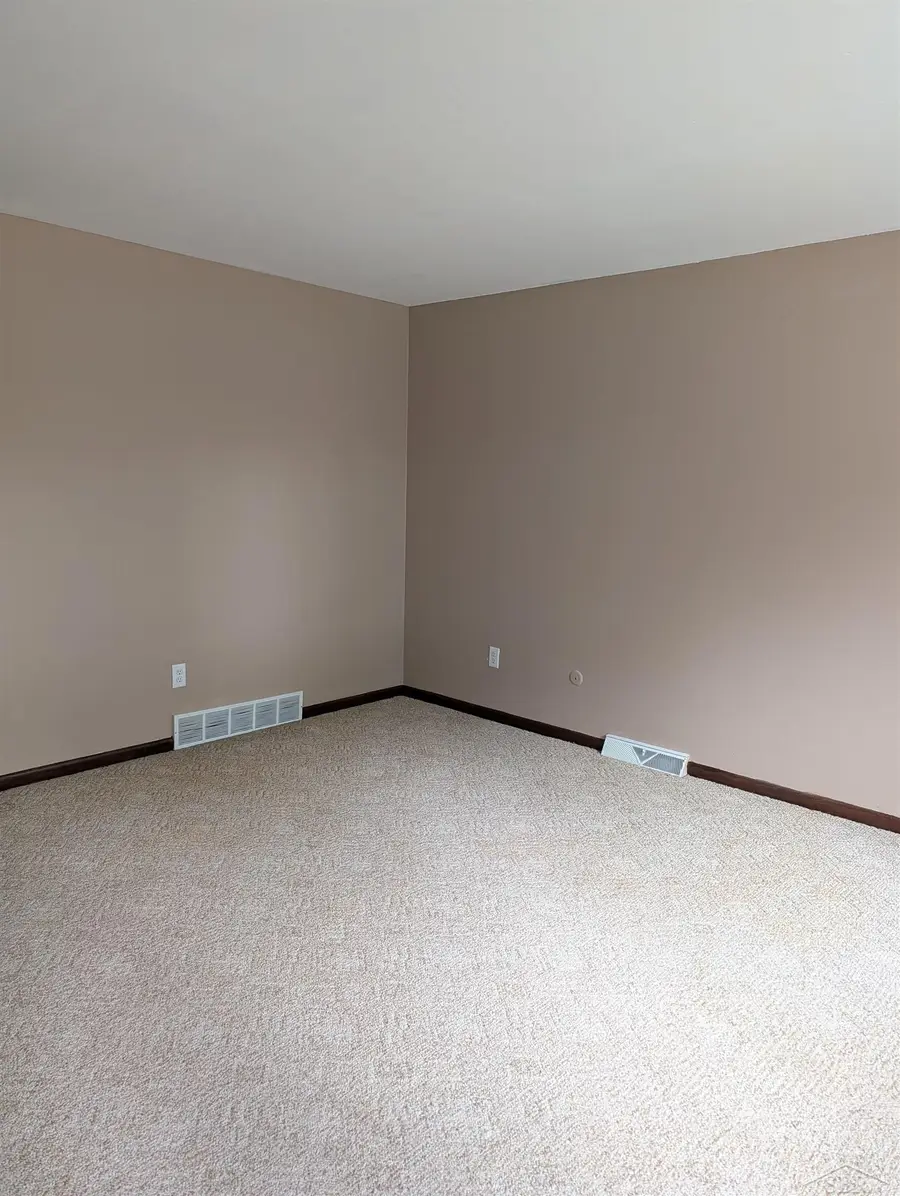 811 N Fayette, Saginaw, MI 48602 - #3