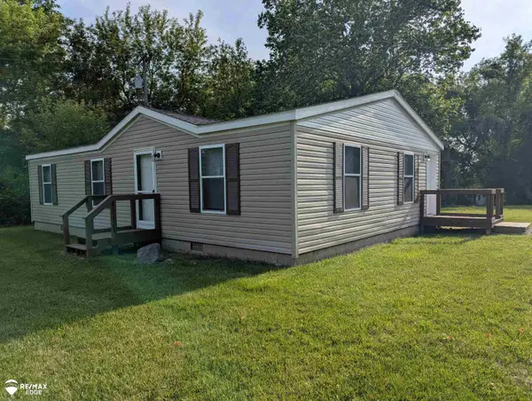 6283 Hart Lake, Otter Lake, MI 48464