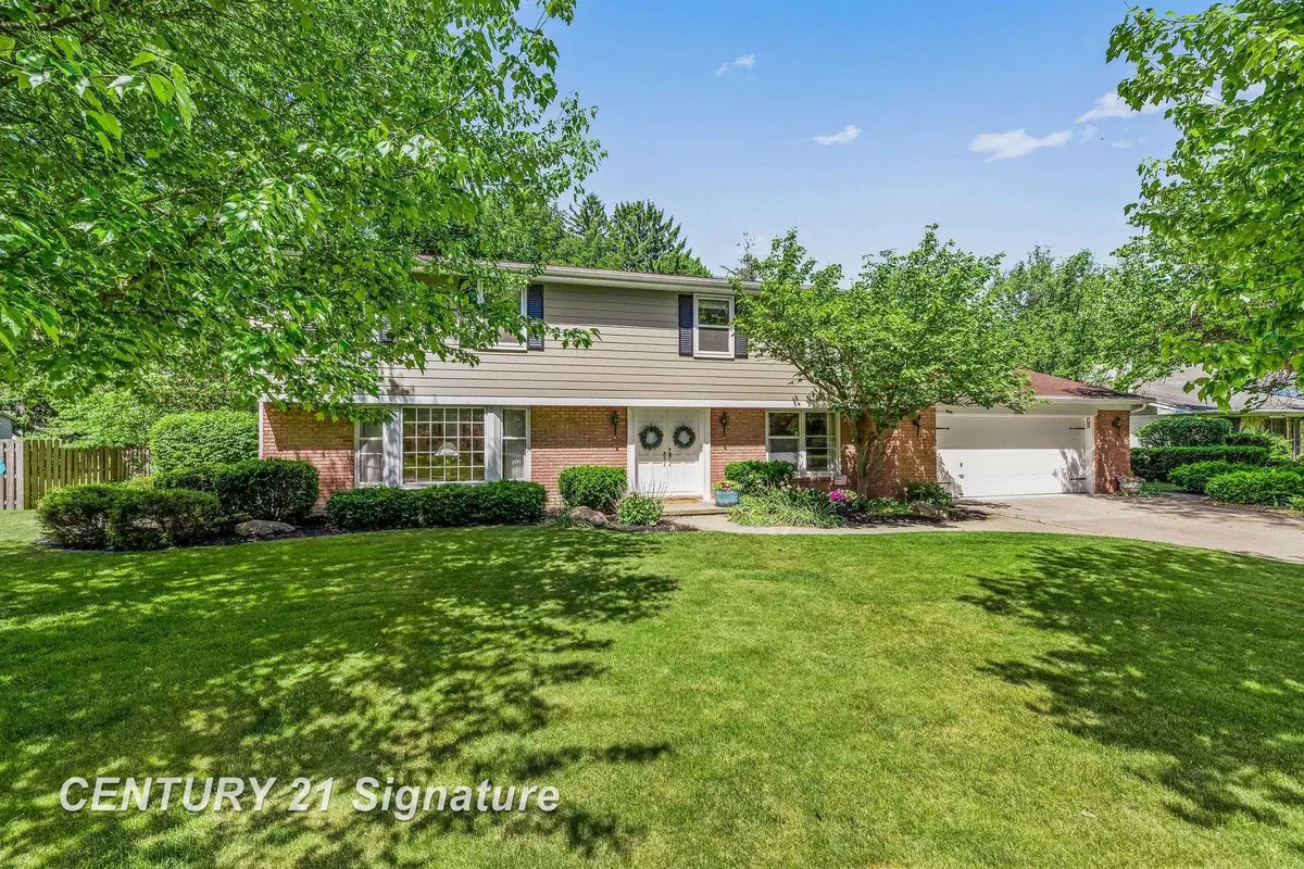 358 Somerset, Saginaw, MI 48638 - #1