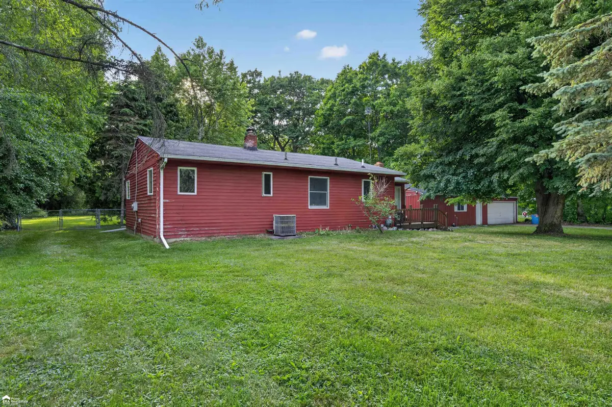 1444 S Genesee, Burton, MI 48509 - #1