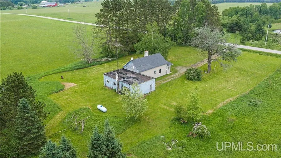 6038 29th, Gladstone, MI 49837 - #3