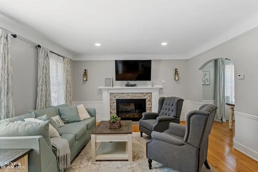 474 Touraine, Grosse Pointe Farms, MI 48236 - #3