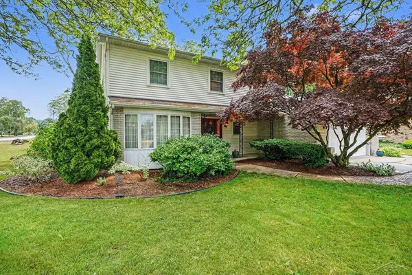 179 Holbrook, Saginaw, MI 48638