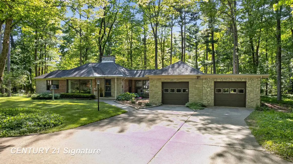 1820 Lawrence, Midland, MI 48640 - #1