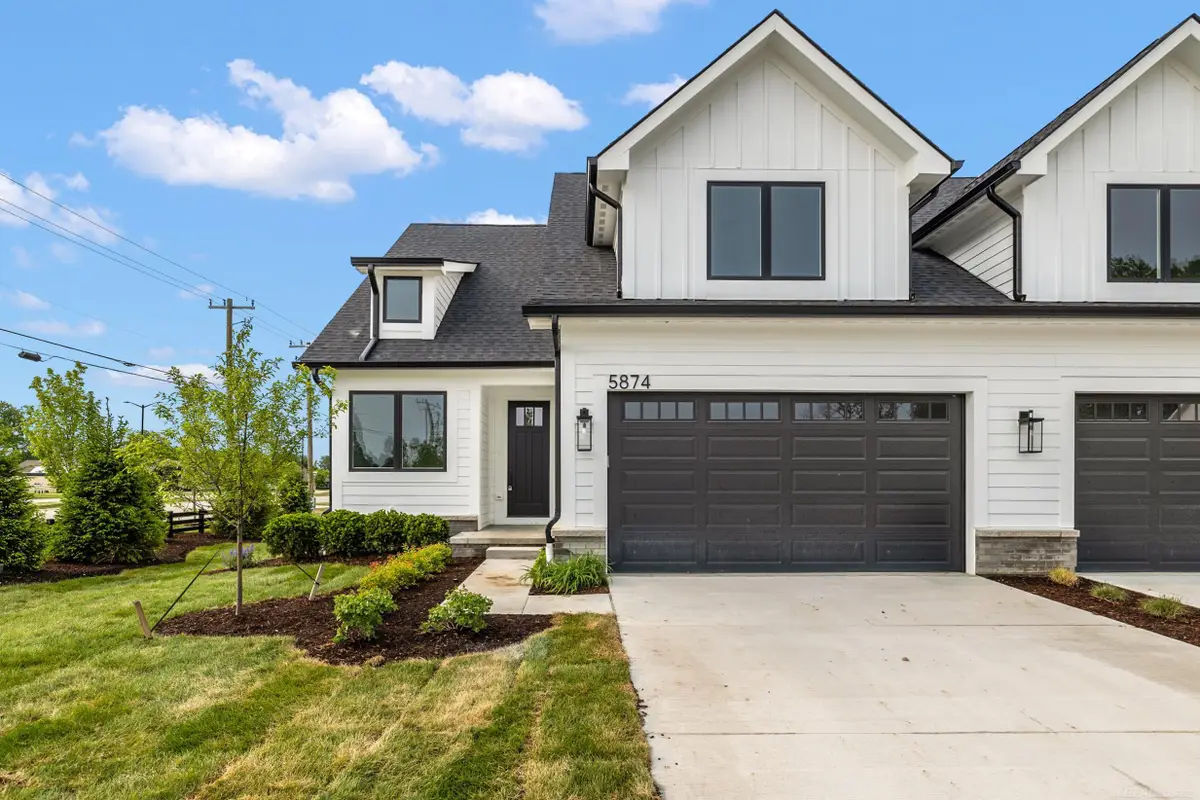 5748 Heights #Unit 13 / Building 7, Sterling Heights, MI 48314 - #1