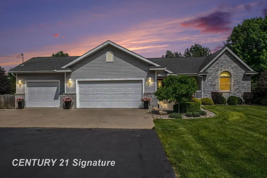 3790 N Gleaner, Freeland, MI 48623 - #3