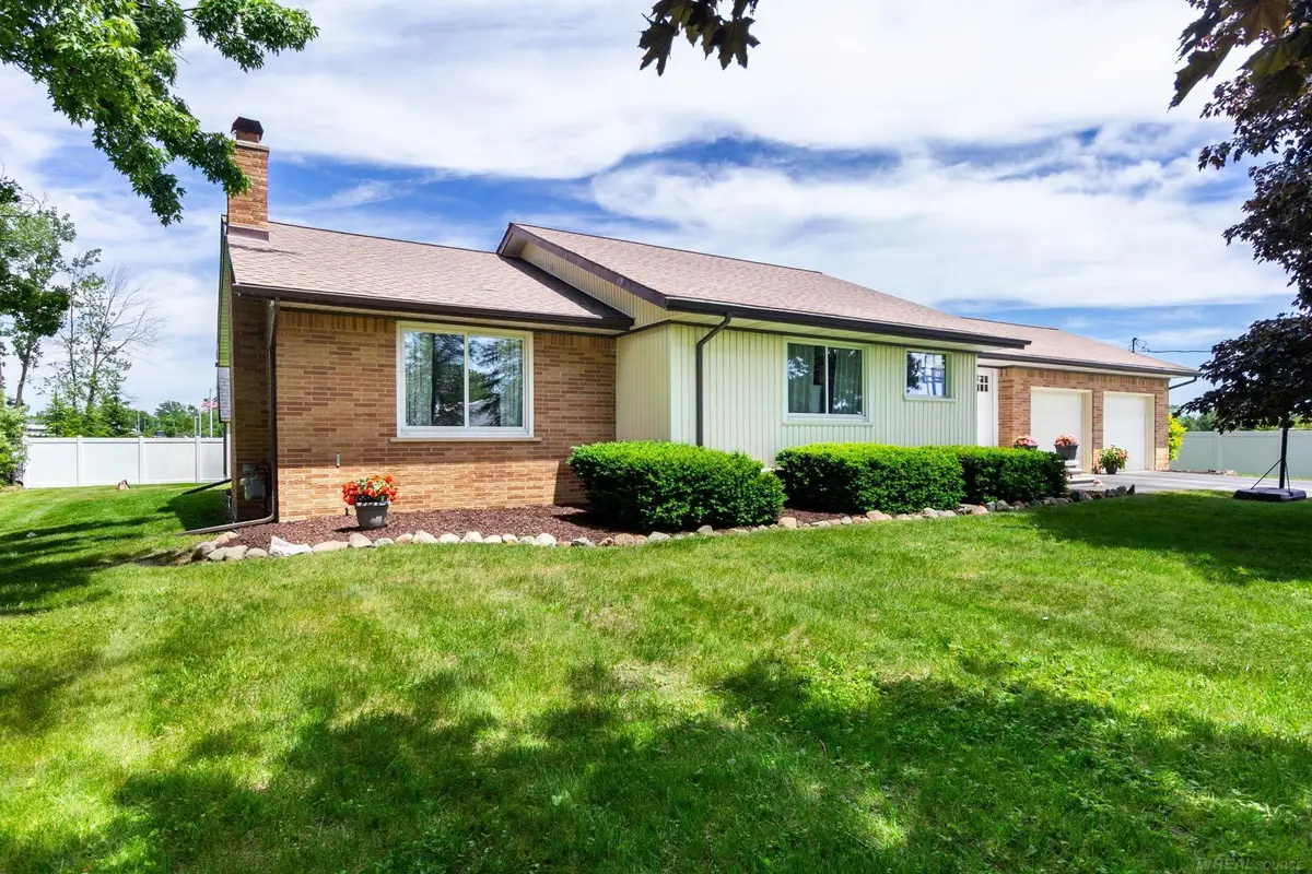 37275 31 Mile, Richmond, MI 48062 - #1