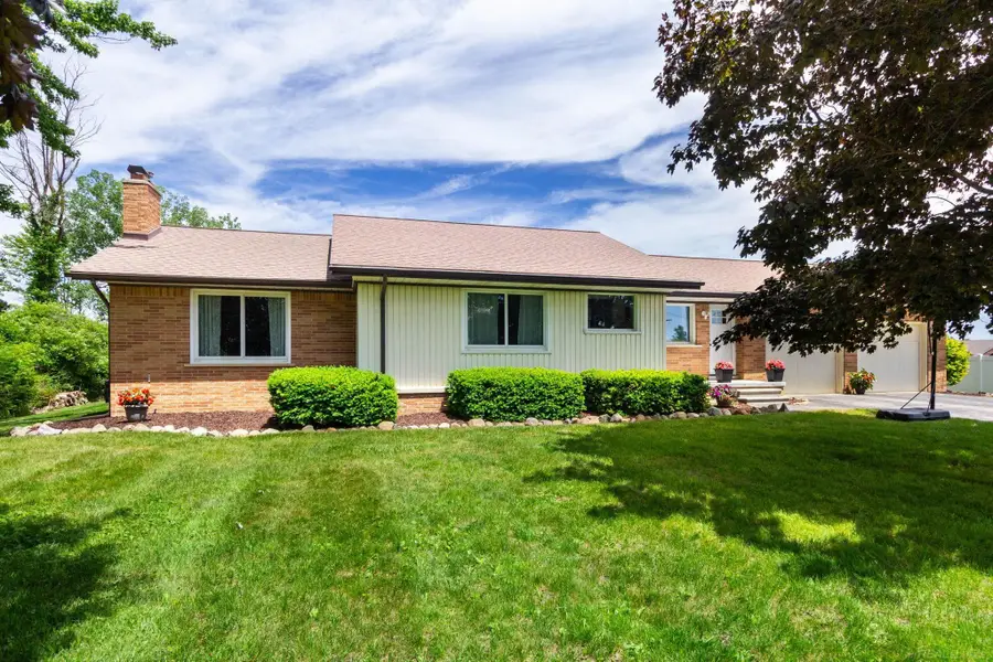 37275 31 Mile, Richmond, MI 48062 - #2