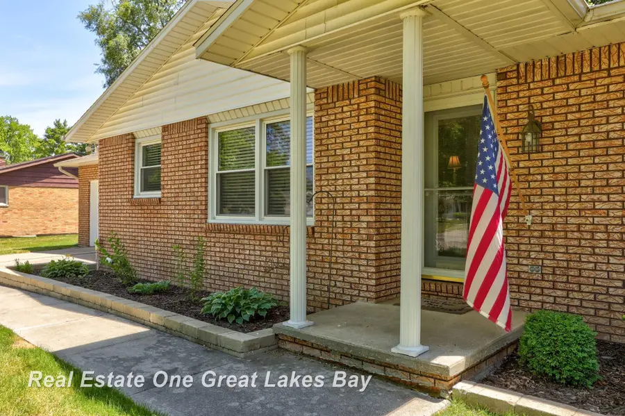 5469 George, Saginaw, MI 48603 - #3