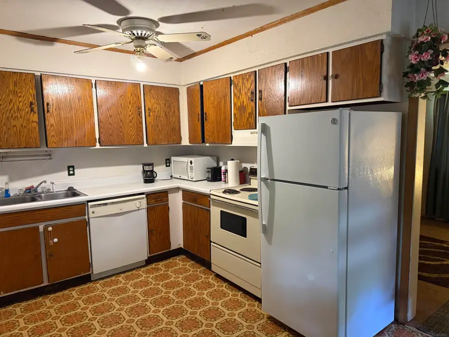 506 Fassett, Algonac, MI 48001 - #2