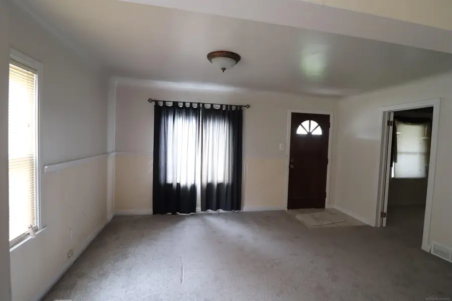 24252 Tuscany, Eastpointe, MI 48021 - #2