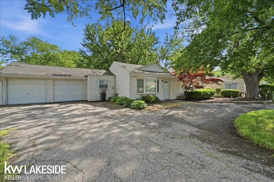 21325 Drexel, Clinton Township, MI 48036 - #3