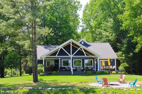 521 W River, Gladwin, MI 48624