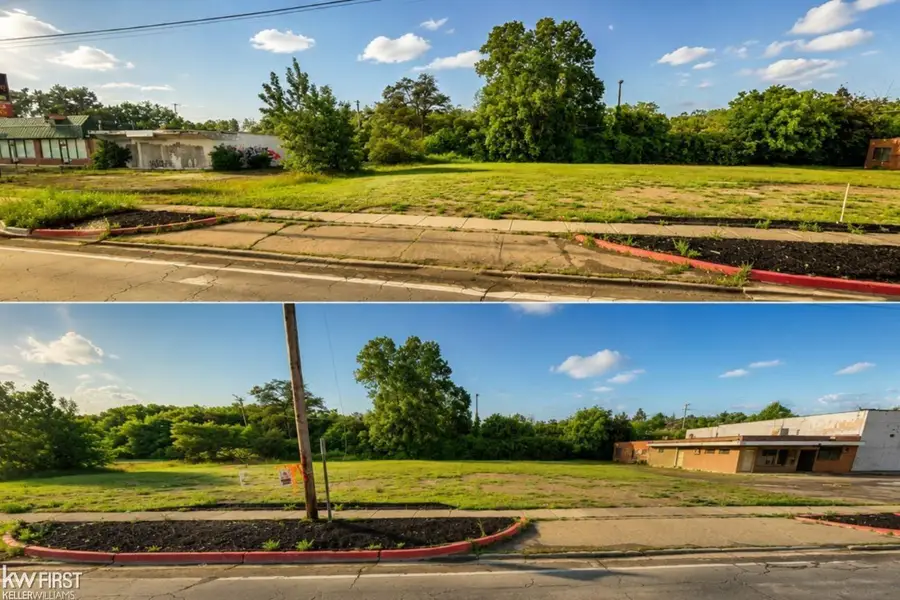 3006 S Dort, Flint, MI 48507 - #3
