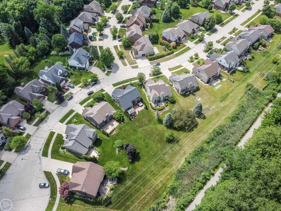57667 Yorkshire, Washington, MI 48094 - #3