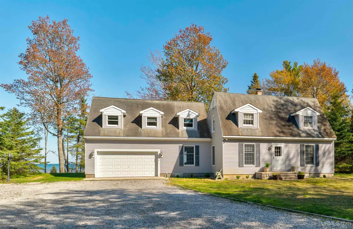 5485 Carnegie, Naubinway, MI 49762 - #1