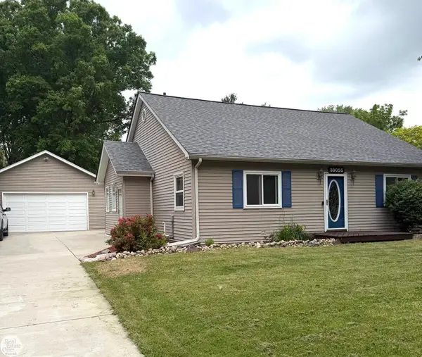 38055 Winkler, Harrison Twp, MI 48045