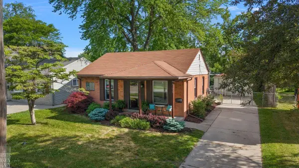 21935 Lange, Saint Clair Shores, MI 48080