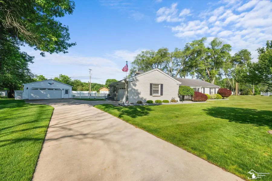6579 Centennial, Temperance, MI 48182 - #2