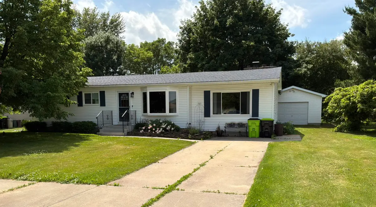 4648 Meadow Court, Auburn, MI 48611 - #1