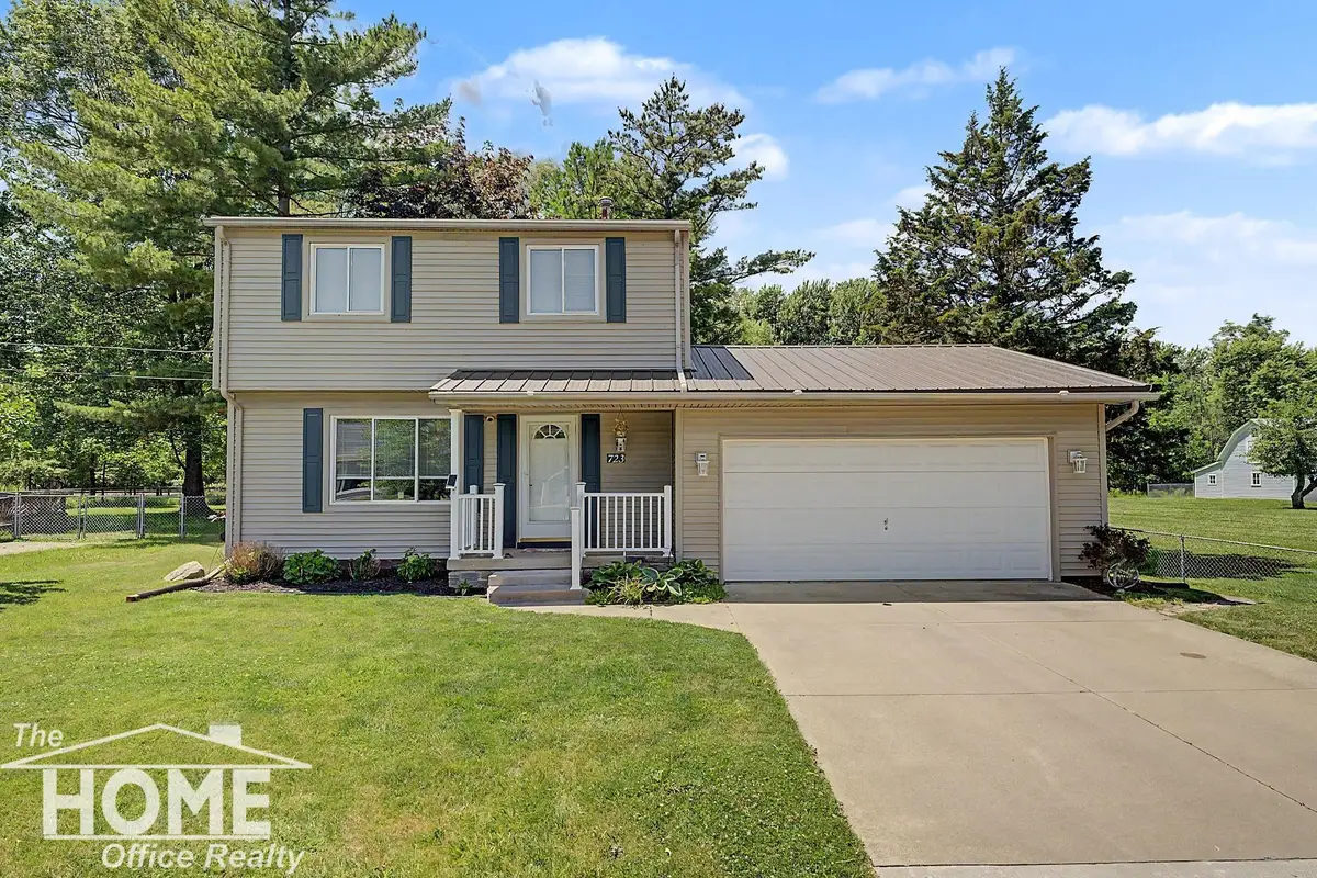 723 Center, Owosso, MI 48867 - #1