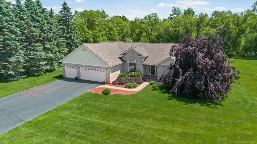 5800 Jeanne Marie, White Lake, MI 48383 - #3