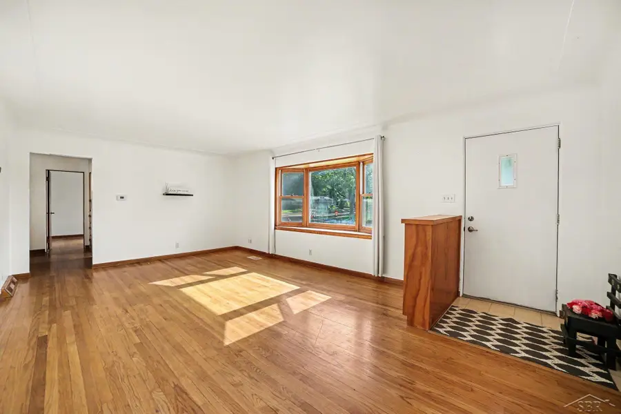 2705 Washington, Midland, MI 48642 - #3