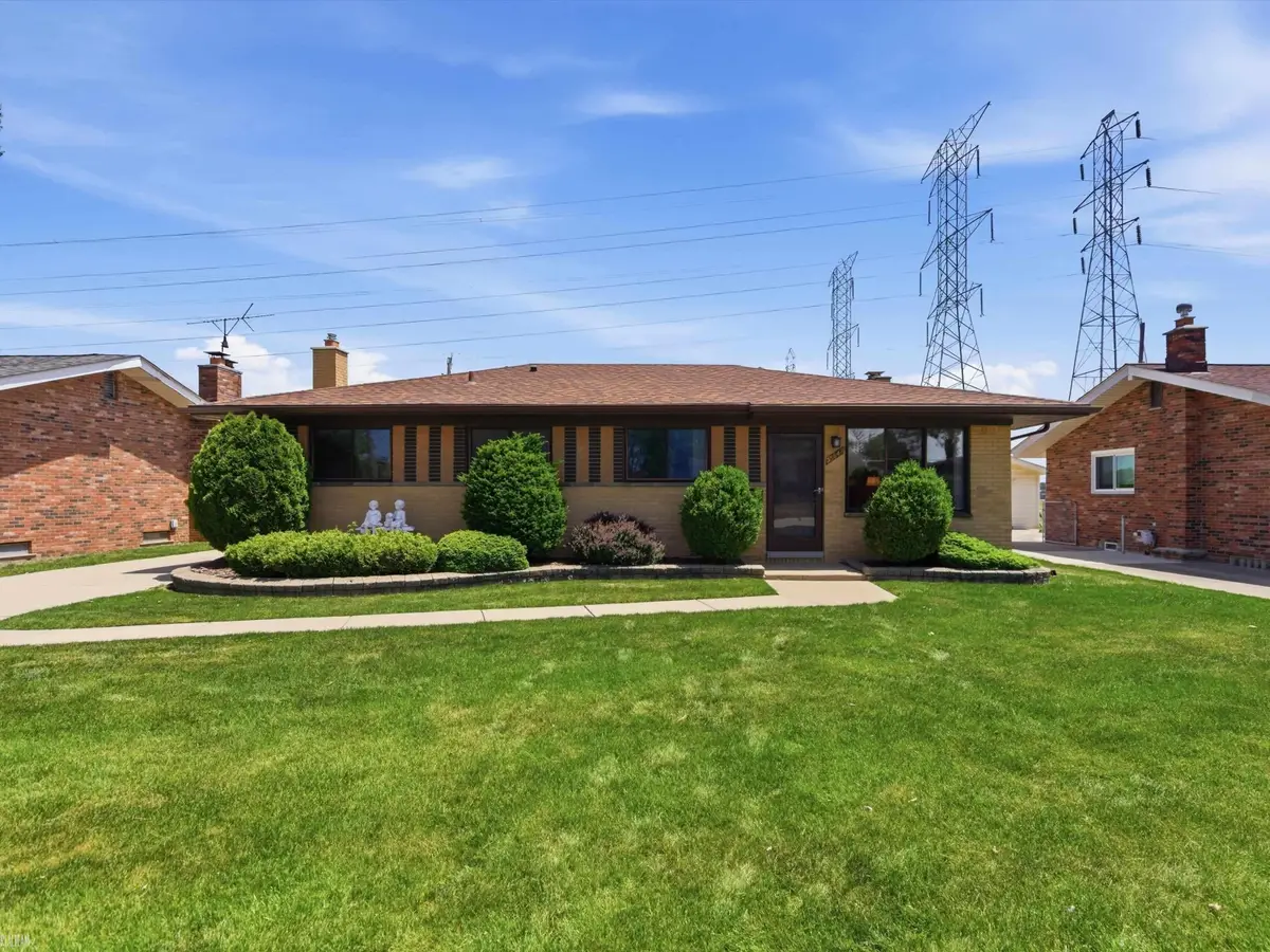 35842 Malibu, Sterling Heights, MI 48312 - #1