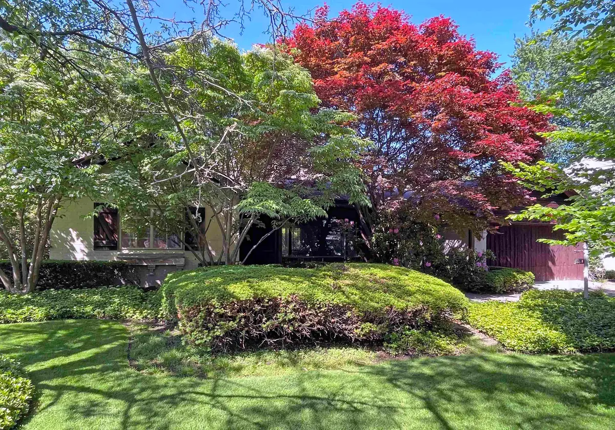 1220 S Oxford, Grosse Pointe Woods, MI 48236 - #1