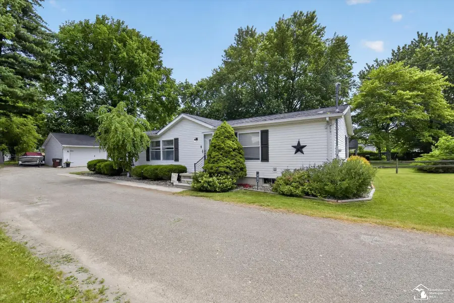 1070 Cherry, Temperance, MI 48182 - #2