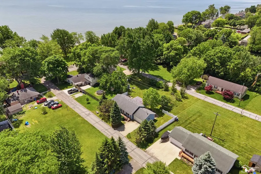 3484 Lakeshore, Monroe, MI 48162 - #2