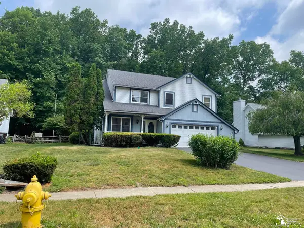 2004 Stoneybrook, Temperance, MI 48182