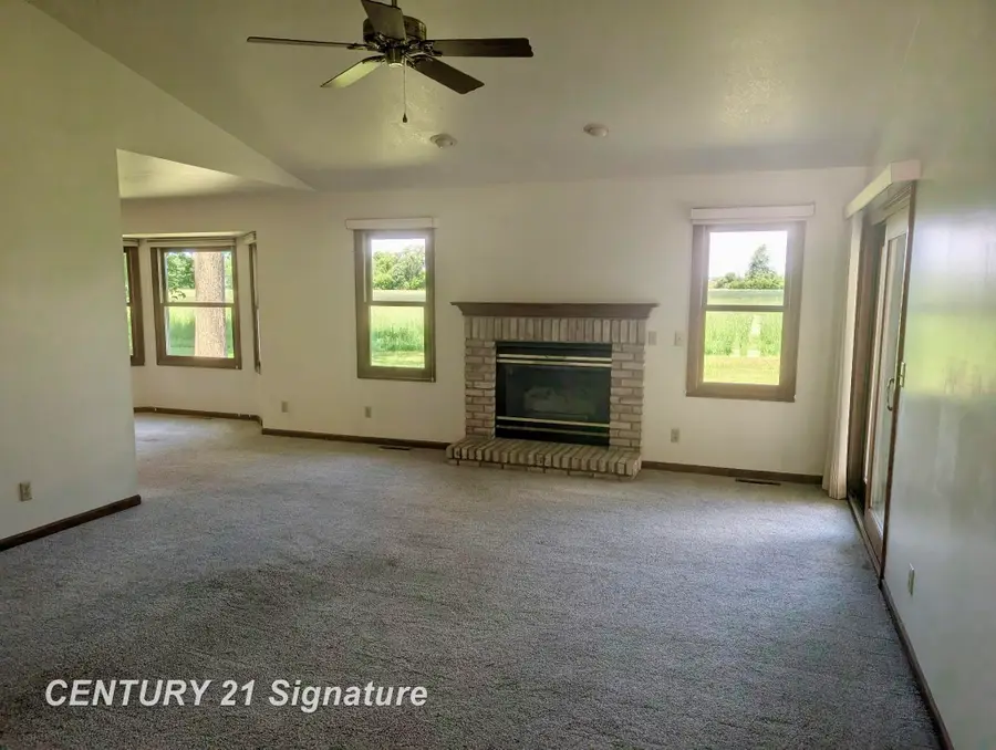 1249 E Oakdale, Freeland, MI 48623 - #2
