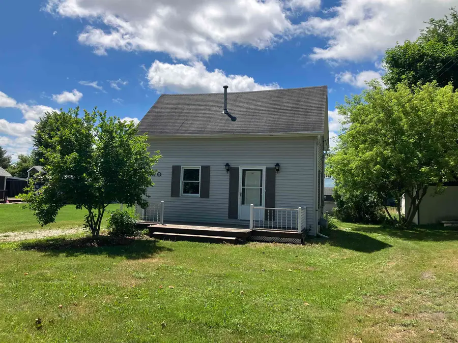 210 Sherman, Gladwin, MI 48624 - #2