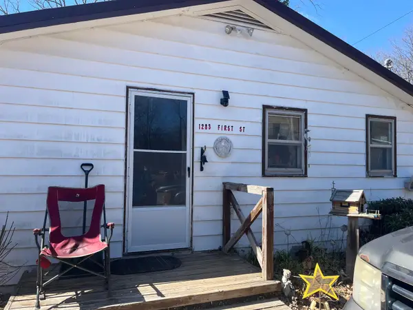 1283 First, Lake George, MI 48633