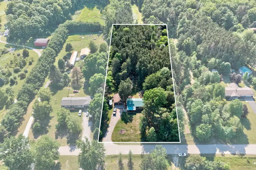 2248 Vickory, Caro, MI 48723 - #3