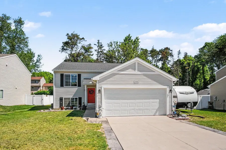 2006 Hillside, Greenville, MI 48838 - #2