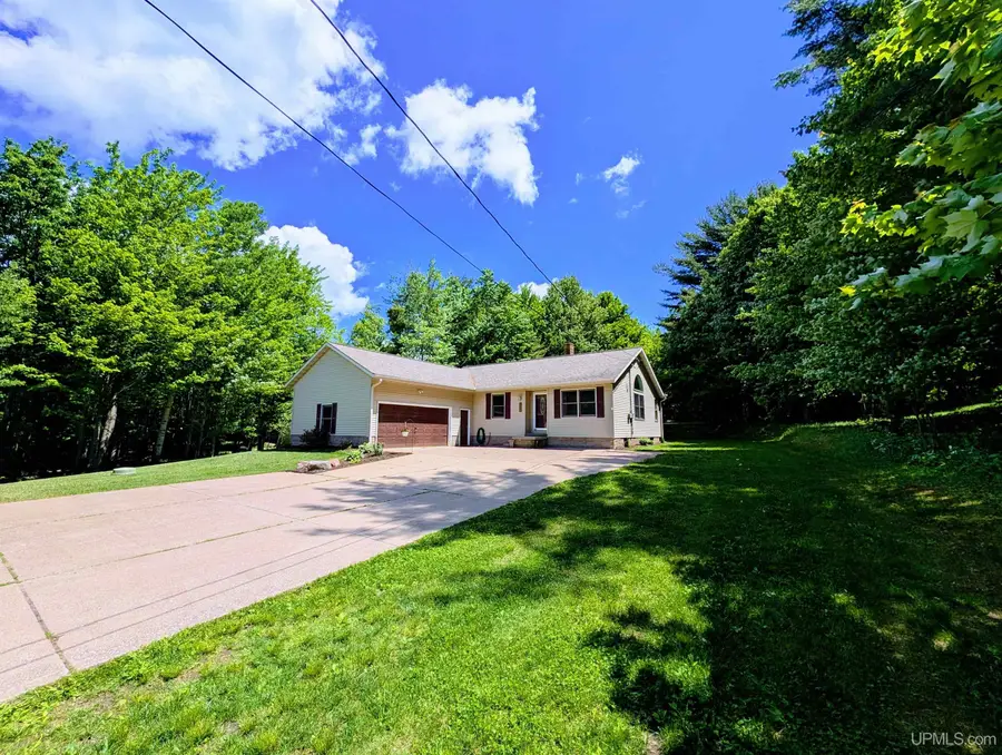 755 S Vandenboom, Marquette, MI 49855 - #2