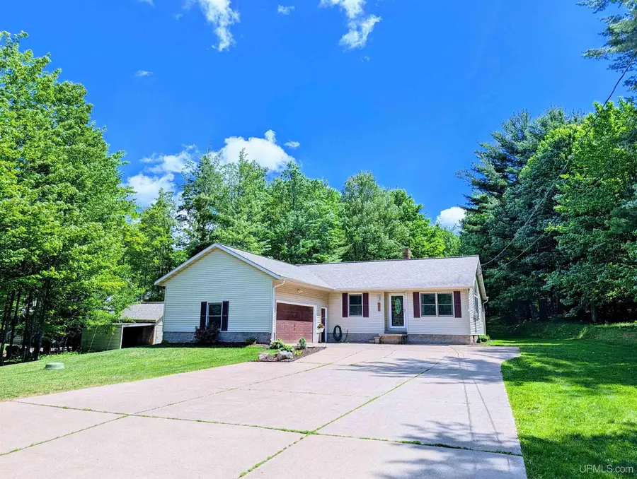755 S Vandenboom, Marquette, MI 49855 - #3