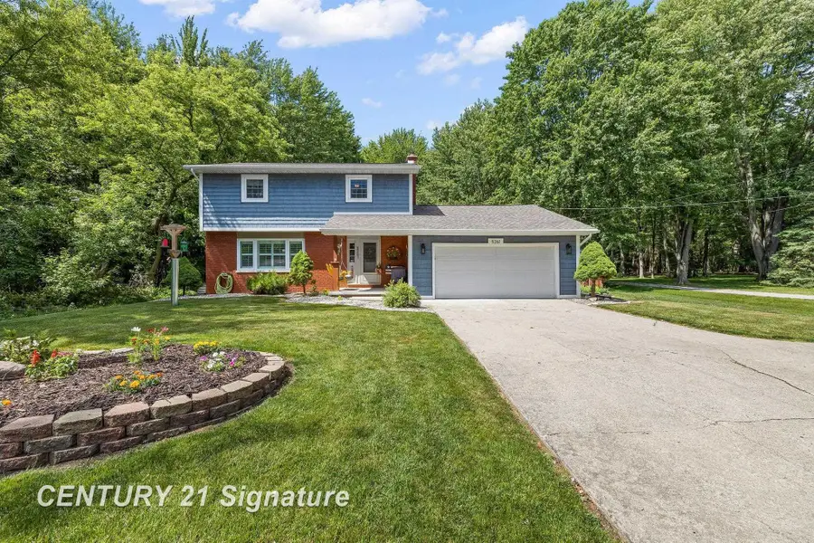 5261 Baker, Bridgeport, MI 48722 - #2