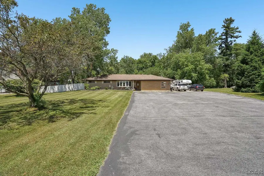 1476 W Sterns, Temperance, MI 48182 - #3