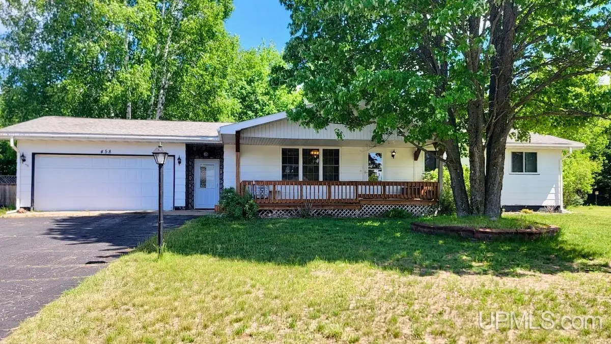 458 W Adams, Gwinn, MI 49841 - #1
