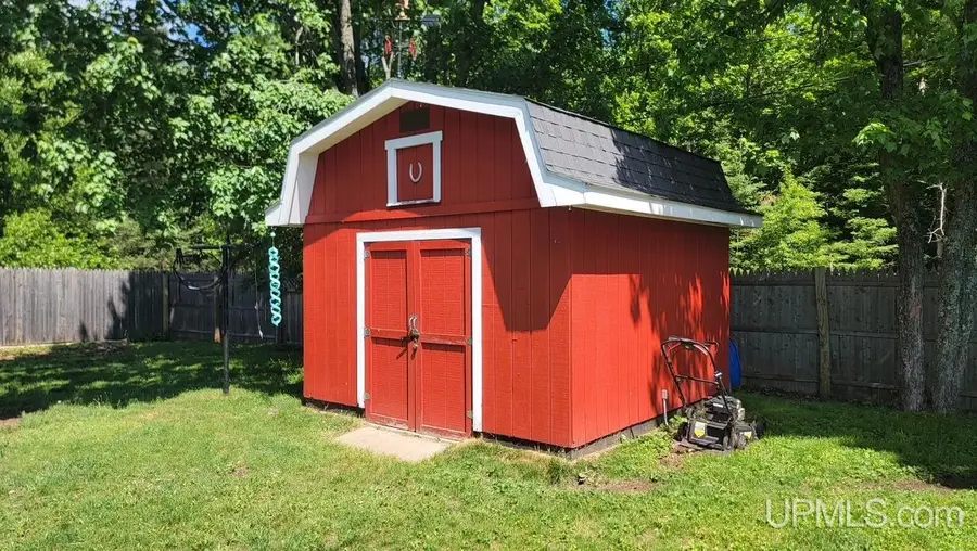 458 W Adams, Gwinn, MI 49841 - #2