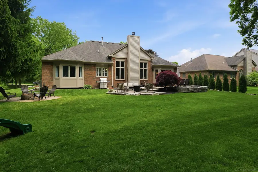 54501 Aurora, Shelby, MI 48316 - #3