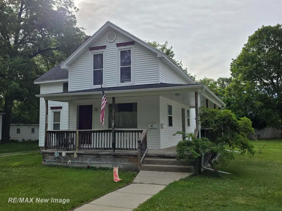 218 Lincoln, Chesaning, MI 48616 - #2