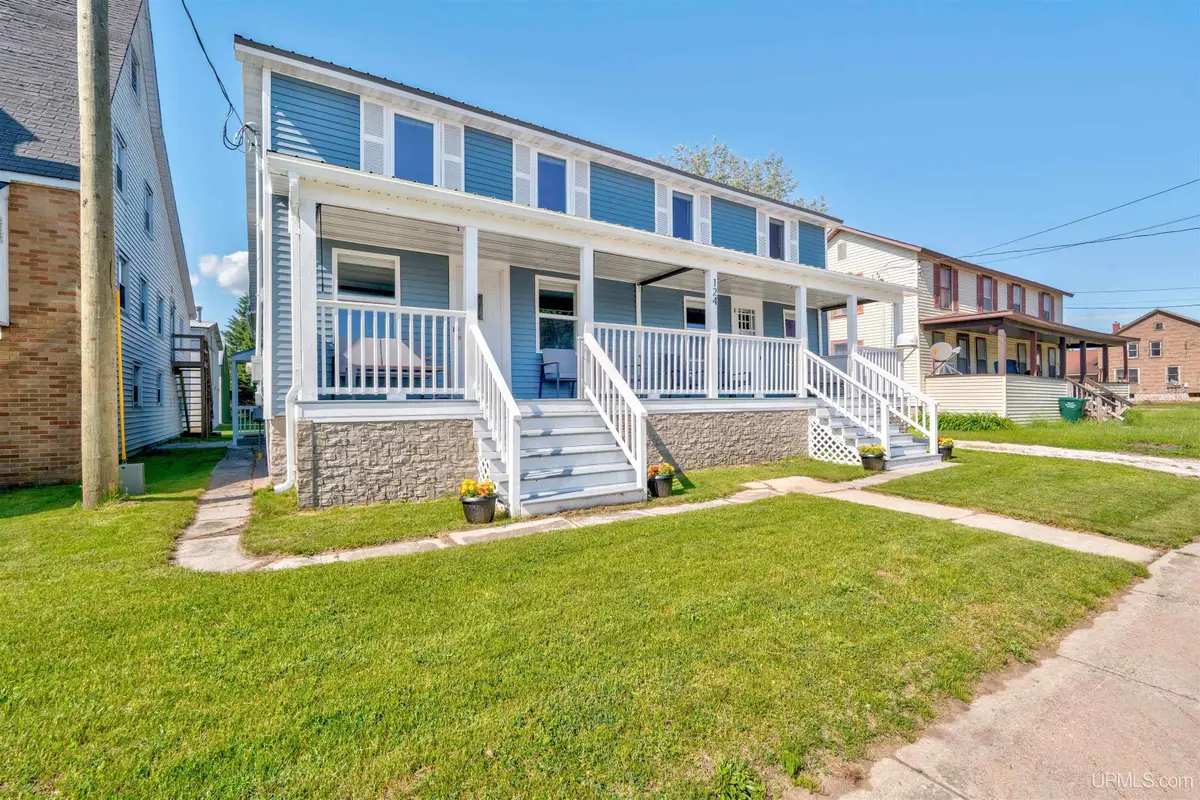 124 E Elk, Manistique, MI 49854 - #1