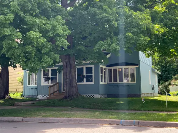 114 E Lincoln, Negaunee, MI 49866