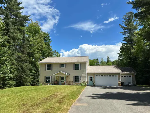 117 Autumn, Marquette, MI 49855